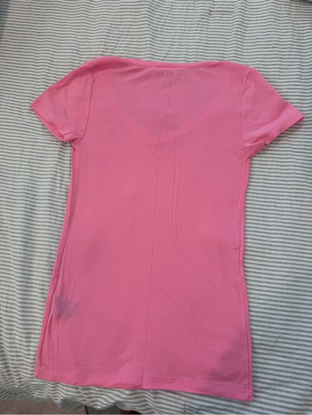 Ralph Lauren Pink Short Sleeve V-Neck Tee - Picture 3 of 3